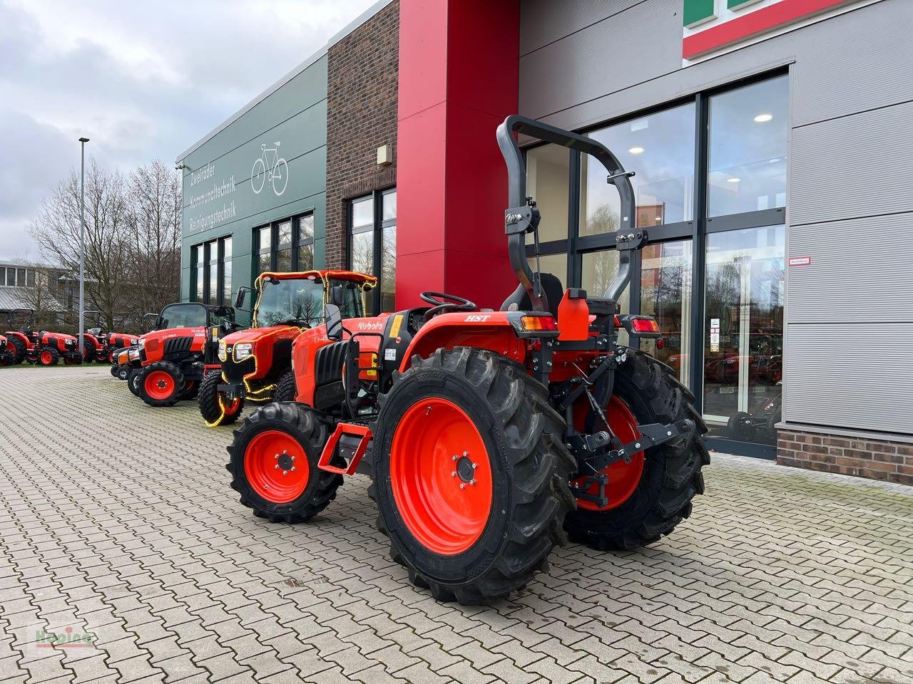 Kommunaltraktor of the type Kubota L1-452 DHW, Neumaschine in Bakum (Picture 3)