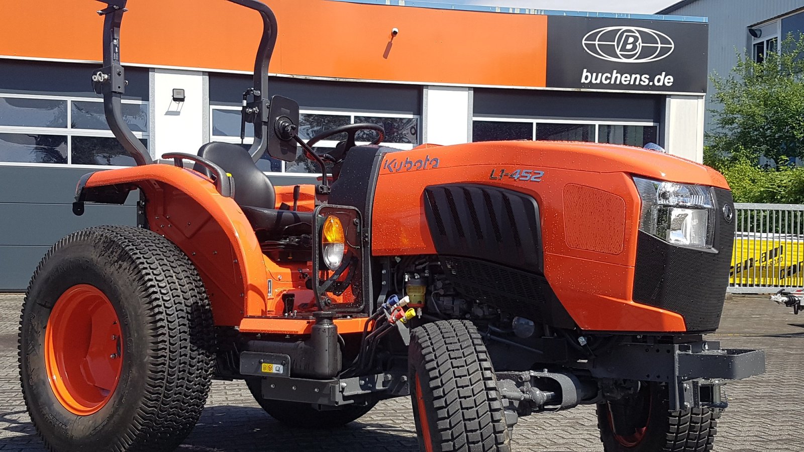 Kommunaltraktor of the type Kubota L1-452D ab 0,99% Finanzierung, Neumaschine in Olpe (Picture 1)