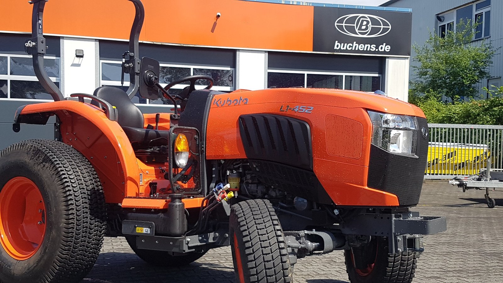 Kommunaltraktor tipa Kubota L1-452D ab 0,99% Finanzierung, Neumaschine u Olpe (Slika 2)