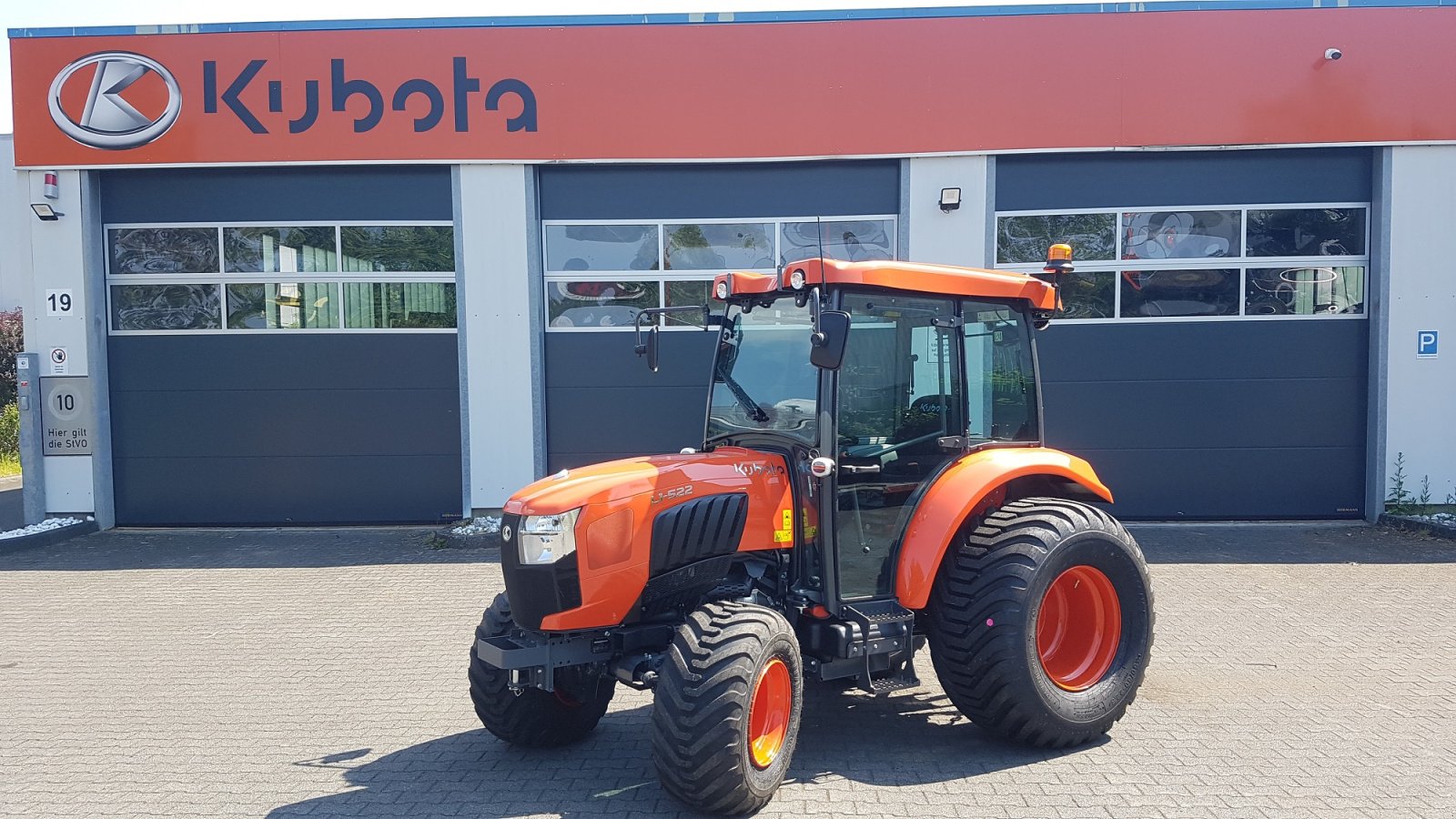 Kommunaltraktor Türe ait Kubota L1-522 CAB, Neumaschine içinde Olpe (resim 5)