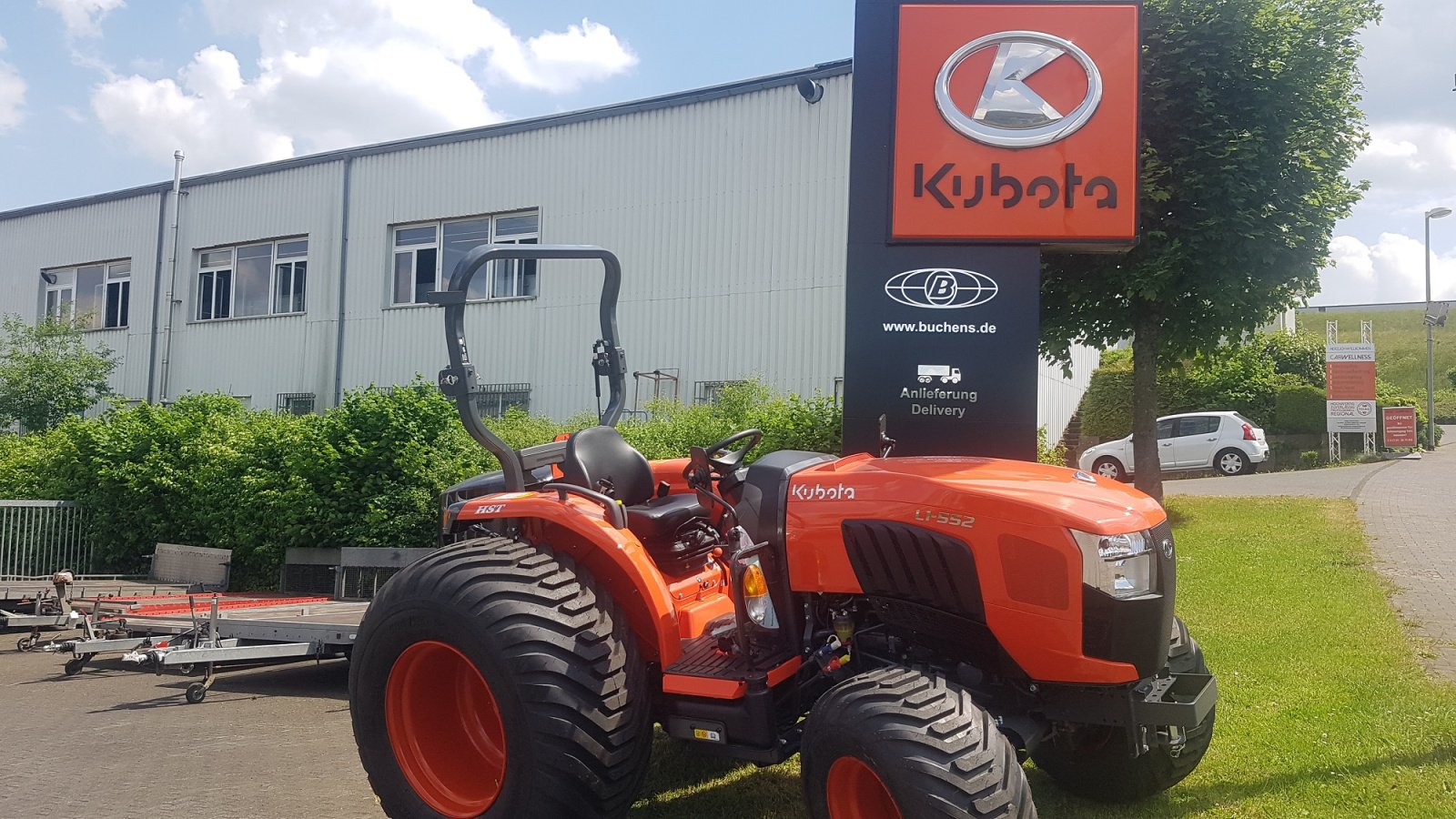 Kommunaltraktor van het type Kubota L1-552 Hydrostat ab 0,99%, Neumaschine in Olpe (Foto 11)