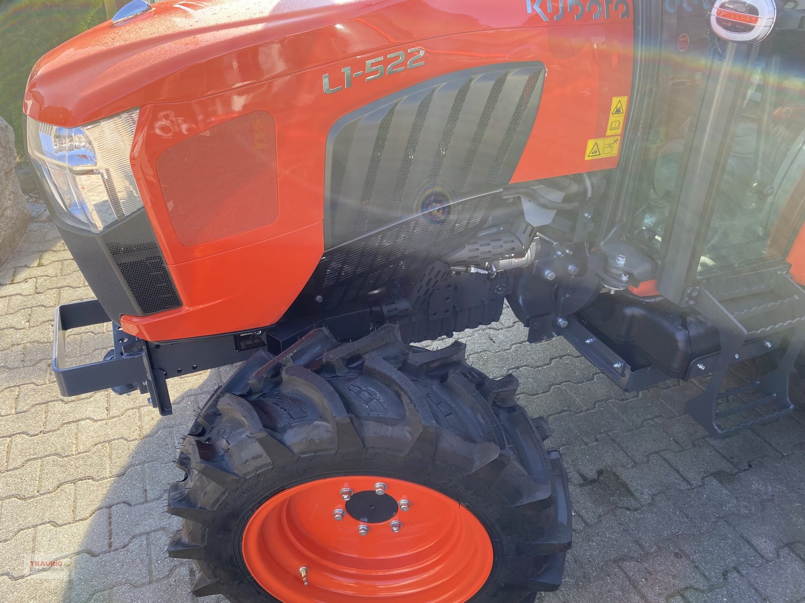 Kommunaltraktor du type Kubota L1522 CAB, Neumaschine en Mainburg/Wambach (Photo 14)