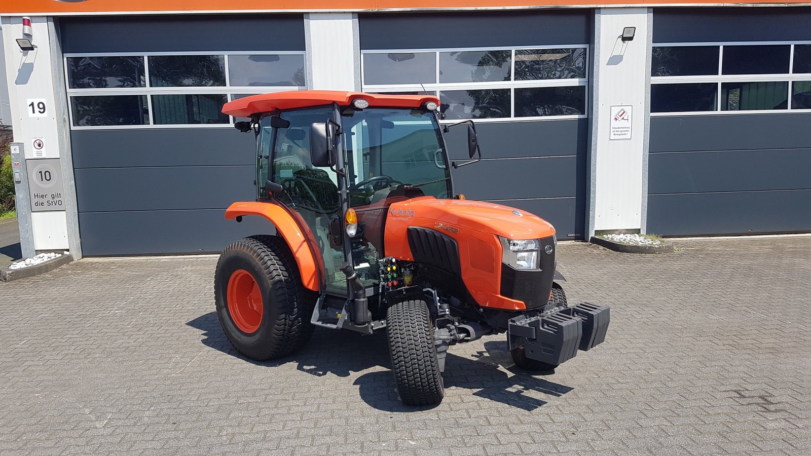 Kommunaltraktor типа Kubota L2-452 H CAB ab 0,99%, Neumaschine в Olpe (Фотография 13)