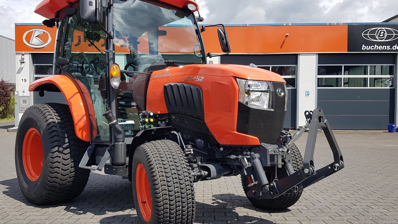 Kommunaltraktor του τύπου Kubota L2-452 H CAB ab 0,99%, Neumaschine σε Olpe (Φωτογραφία 2)