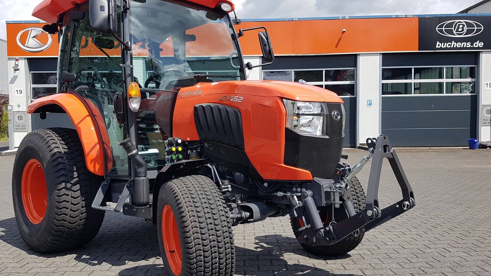 Kommunaltraktor del tipo Kubota L2-452 H CAB ab 0,99%, Neumaschine In Olpe (Immagine 5)