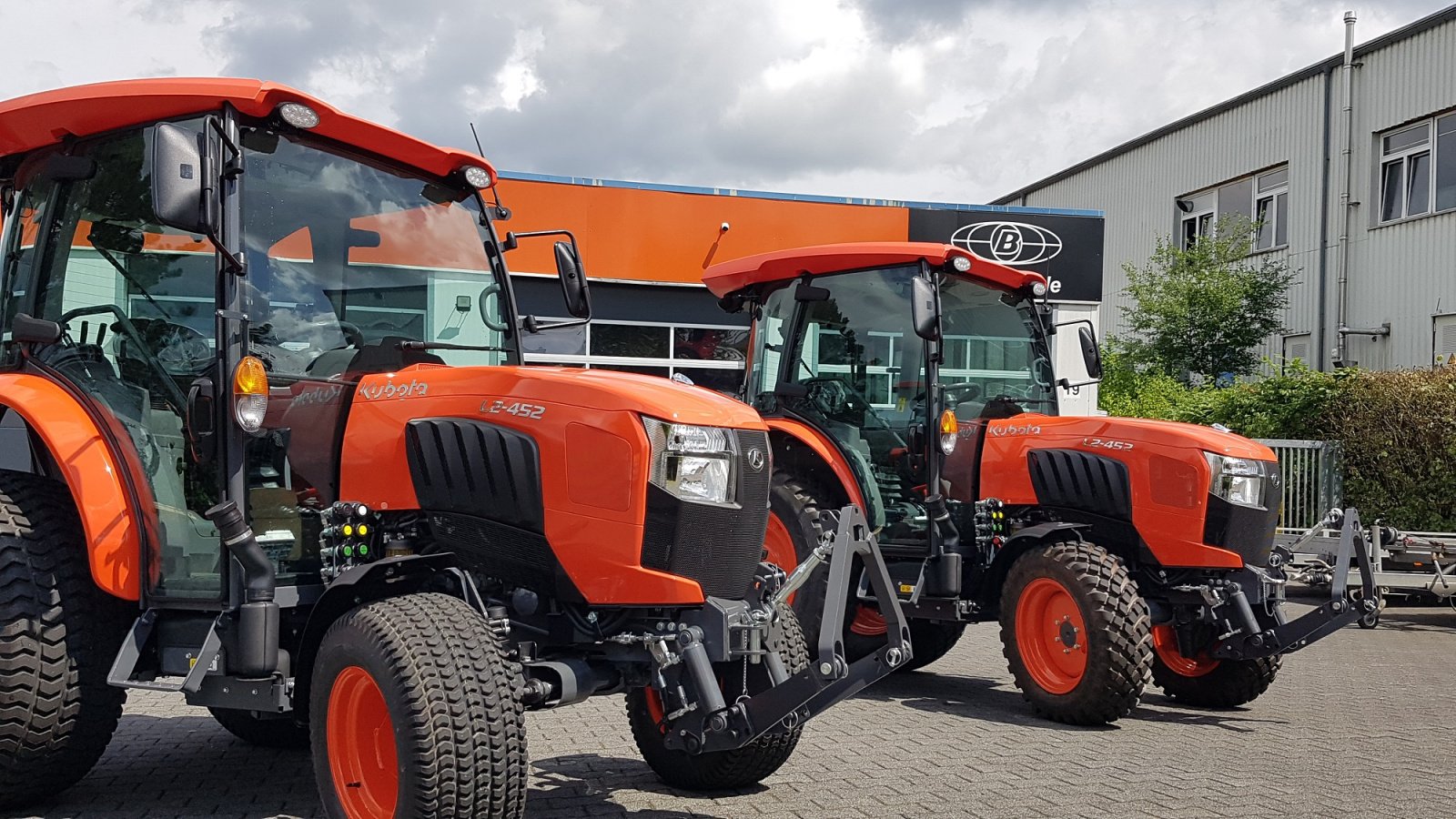 Kommunaltraktor Türe ait Kubota L2-452 H CAB ab 0,99%, Neumaschine içinde Olpe (resim 3)