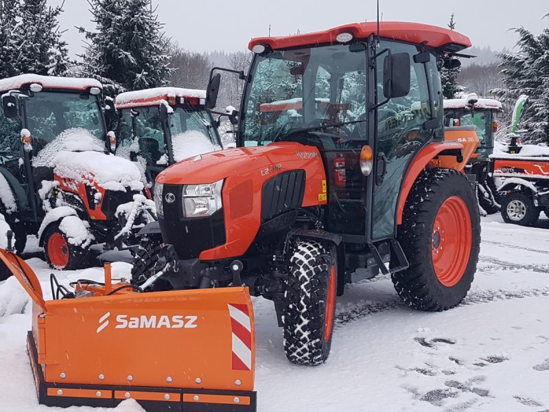 Kommunaltraktor typu Kubota L2-552 H CAB Winterdienstpaket, Neumaschine v Olpe (Obrázek 1)