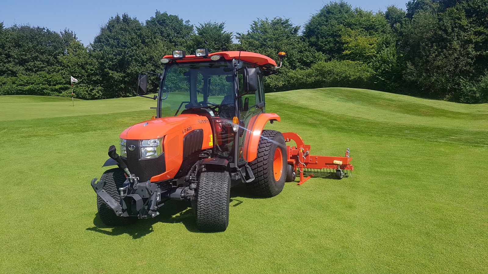 Kommunaltraktor typu Kubota L2-622 H CAB, Neumaschine v Olpe (Obrázek 6)