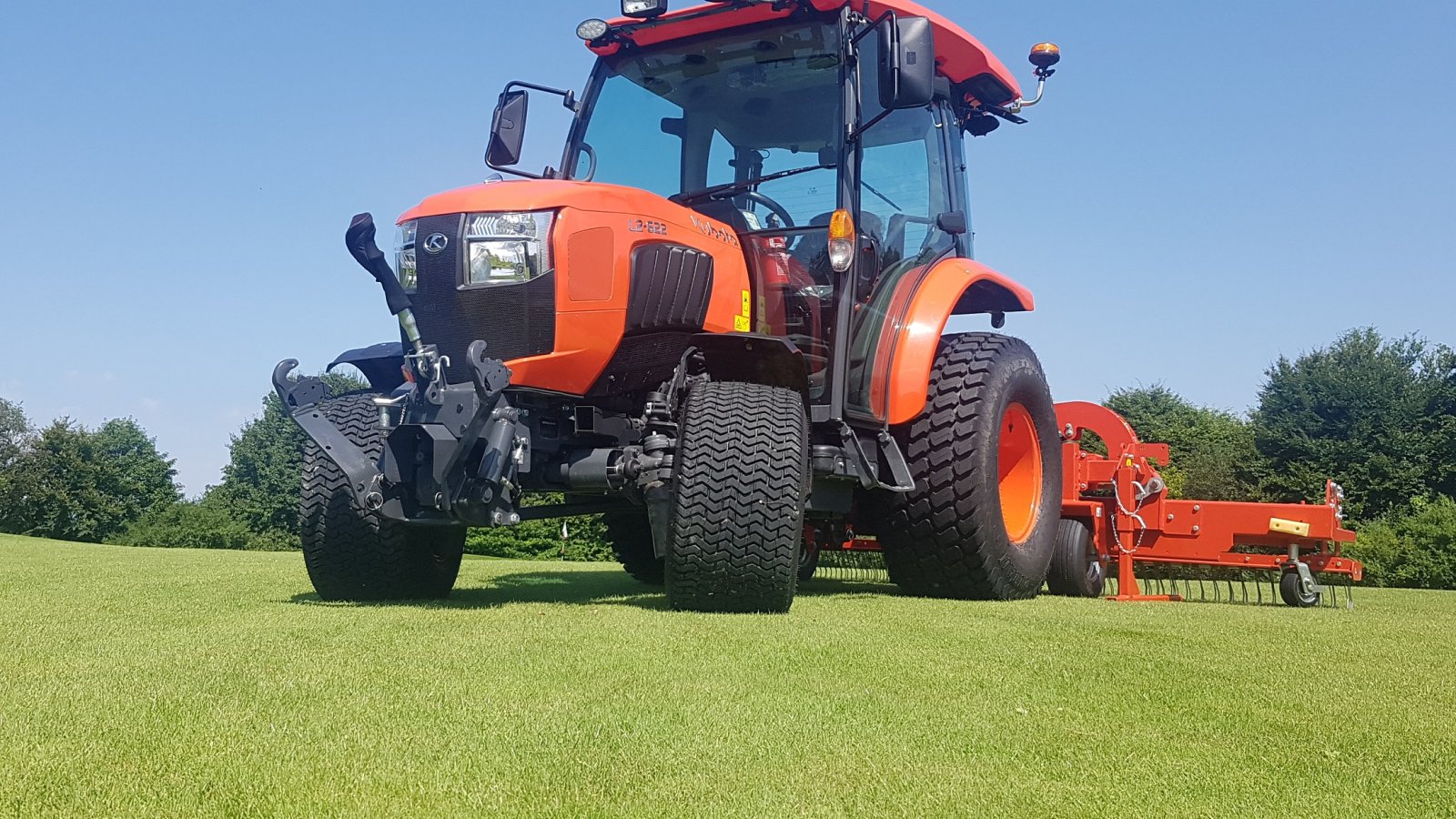 Kommunaltraktor Türe ait Kubota L2-622 H CAB, Neumaschine içinde Olpe (resim 9)