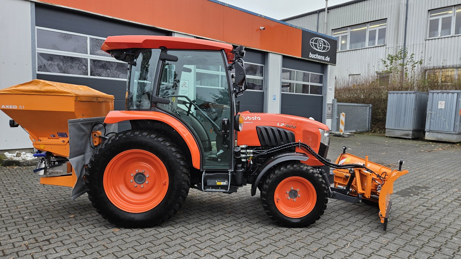 Kommunaltraktor des Typs Kubota L2-622 Winterdienst, Neumaschine in Olpe (Bild 8)