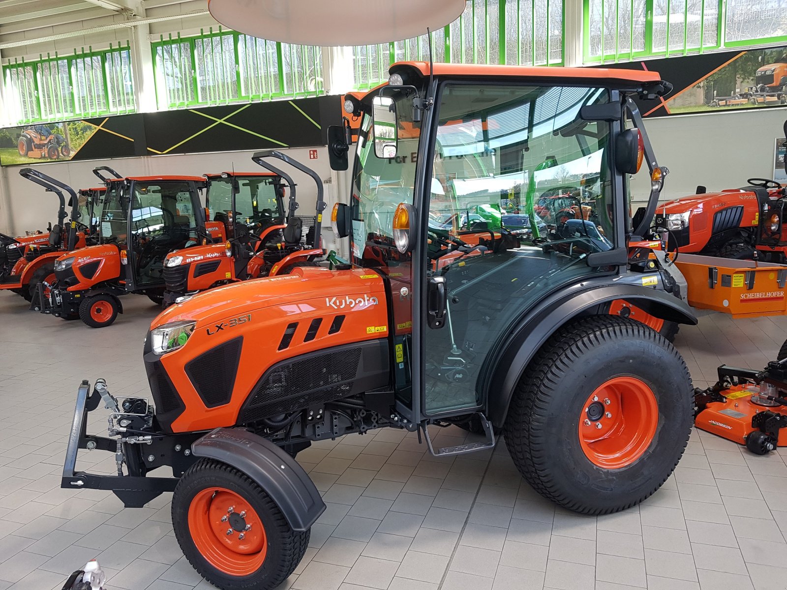 Kommunaltraktor tip Kubota LX351 CAB Winterdienstpaket ab 0,99%, Gebrauchtmaschine in Olpe (Poză 8)