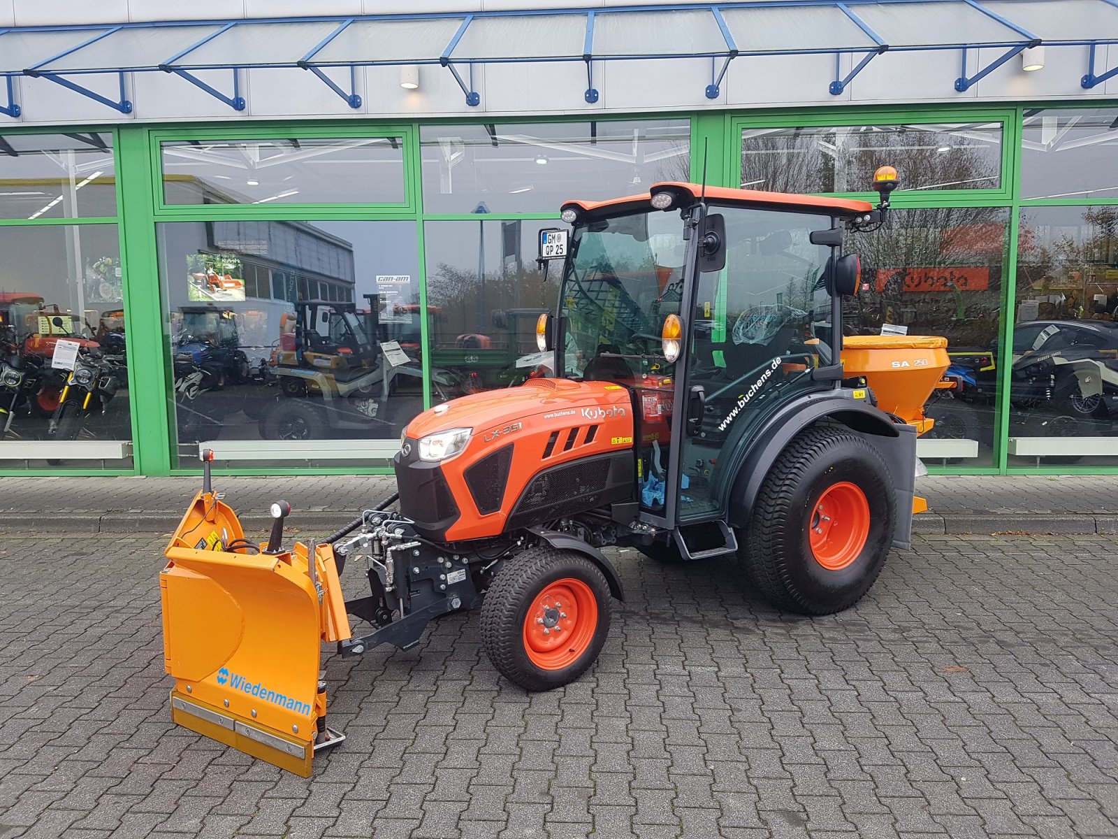 Kommunaltraktor del tipo Kubota LX351 CAB Winterdienstpaket, Neumaschine en Olpe (Imagen 5)