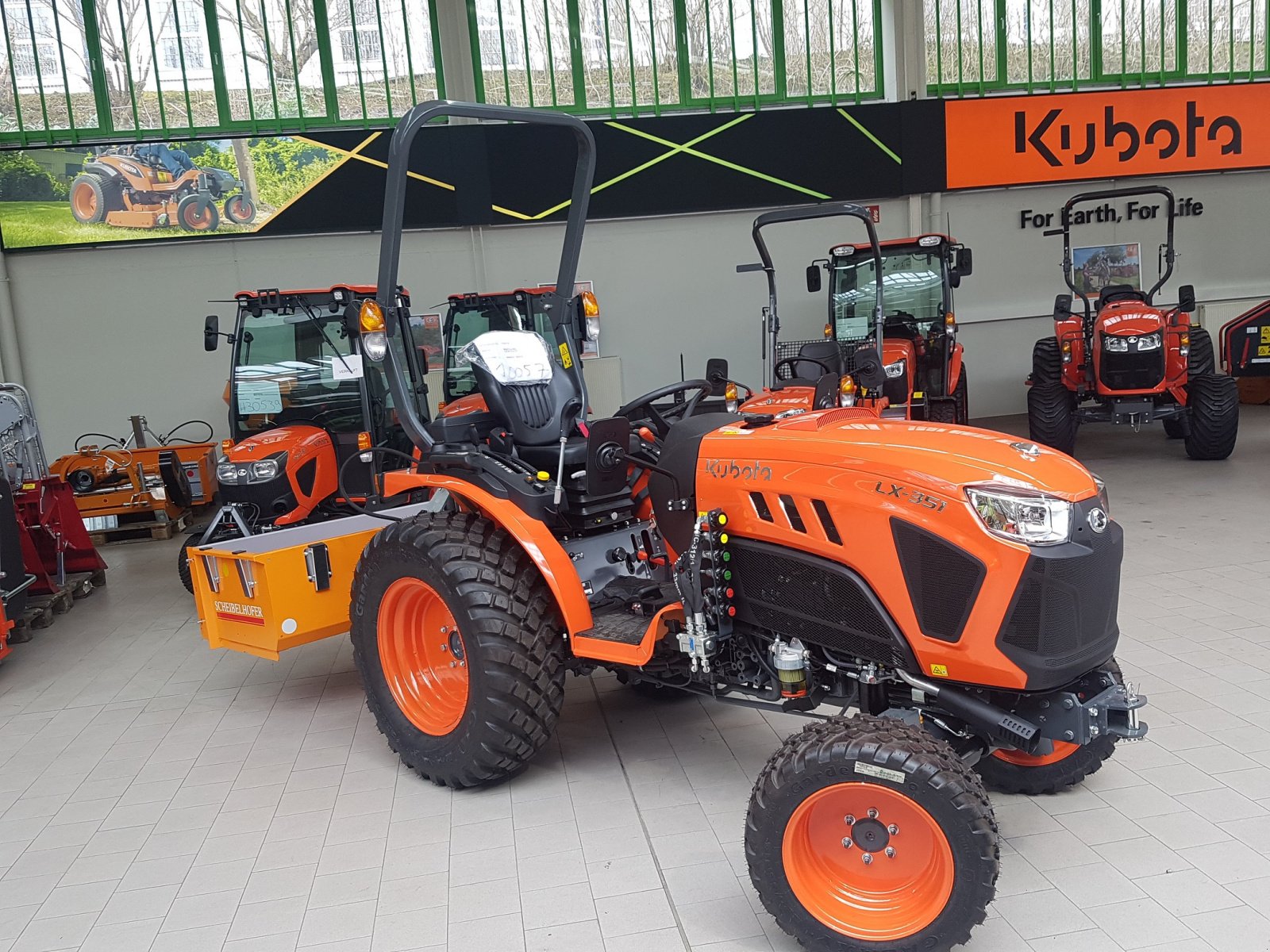 Kommunaltraktor typu Kubota LX351 Rops  ab 0,99%, Neumaschine v Olpe (Obrázek 1)