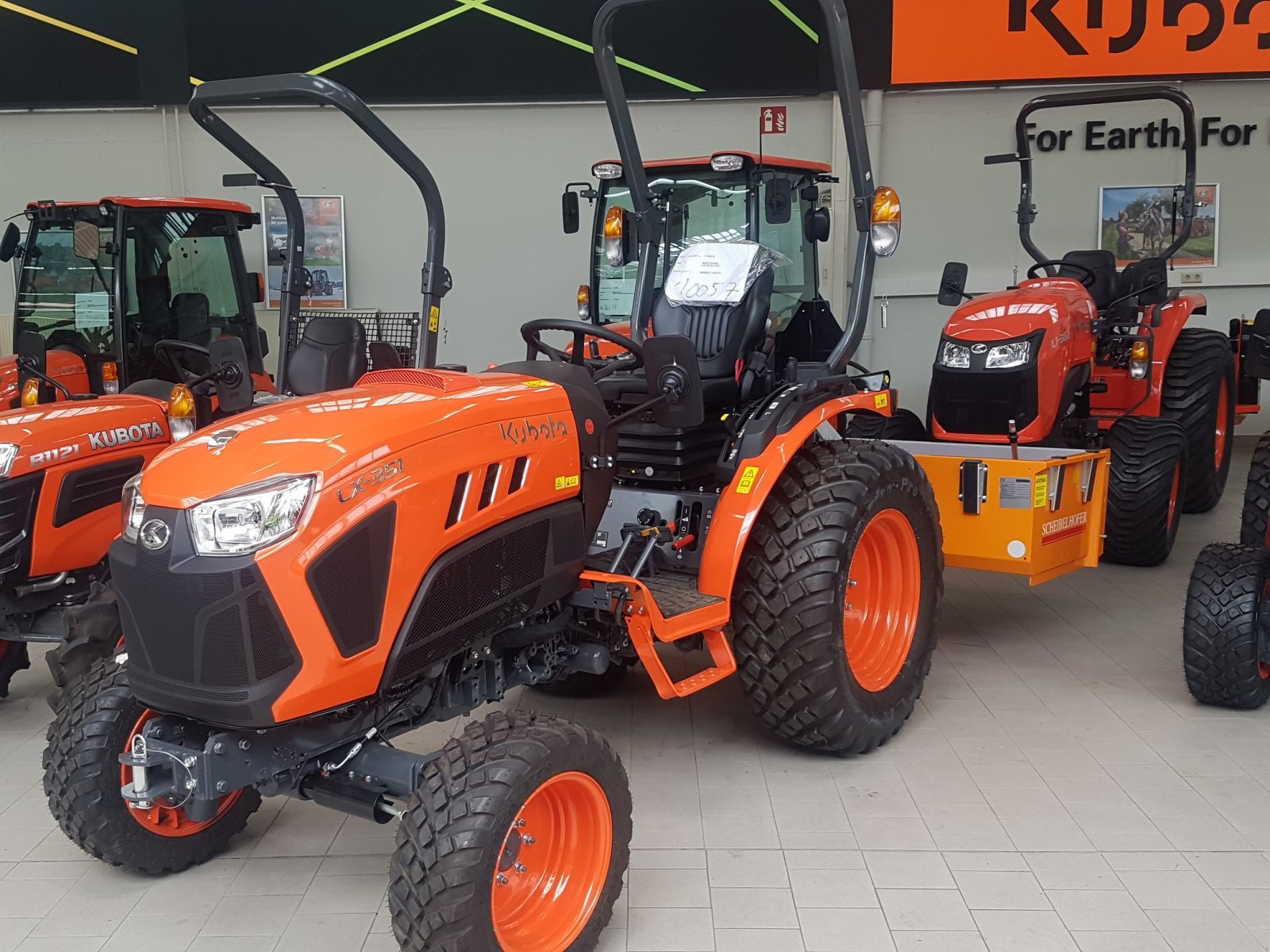 Kommunaltraktor typu Kubota LX351 Rops  ab 0,99%, Neumaschine v Olpe (Obrázek 4)