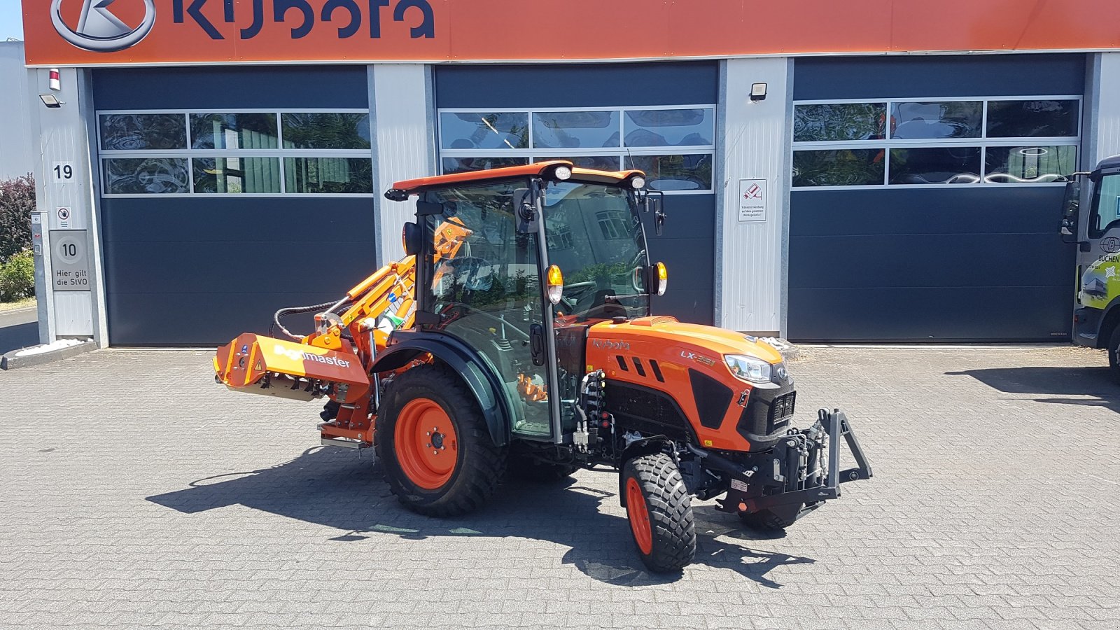 Kommunaltraktor του τύπου Kubota LX351CAB Demo  ab 0,99%, Neumaschine σε Olpe (Φωτογραφία 7)