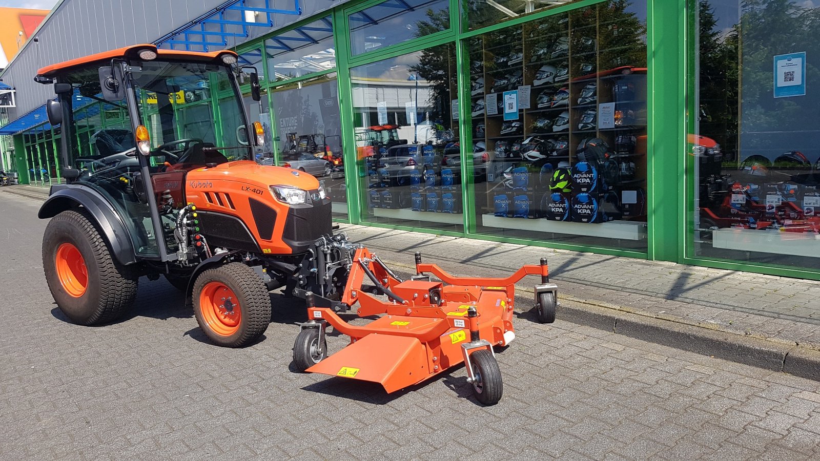 Kommunaltraktor van het type Kubota LX401 CAB, Neumaschine in Olpe (Foto 7)