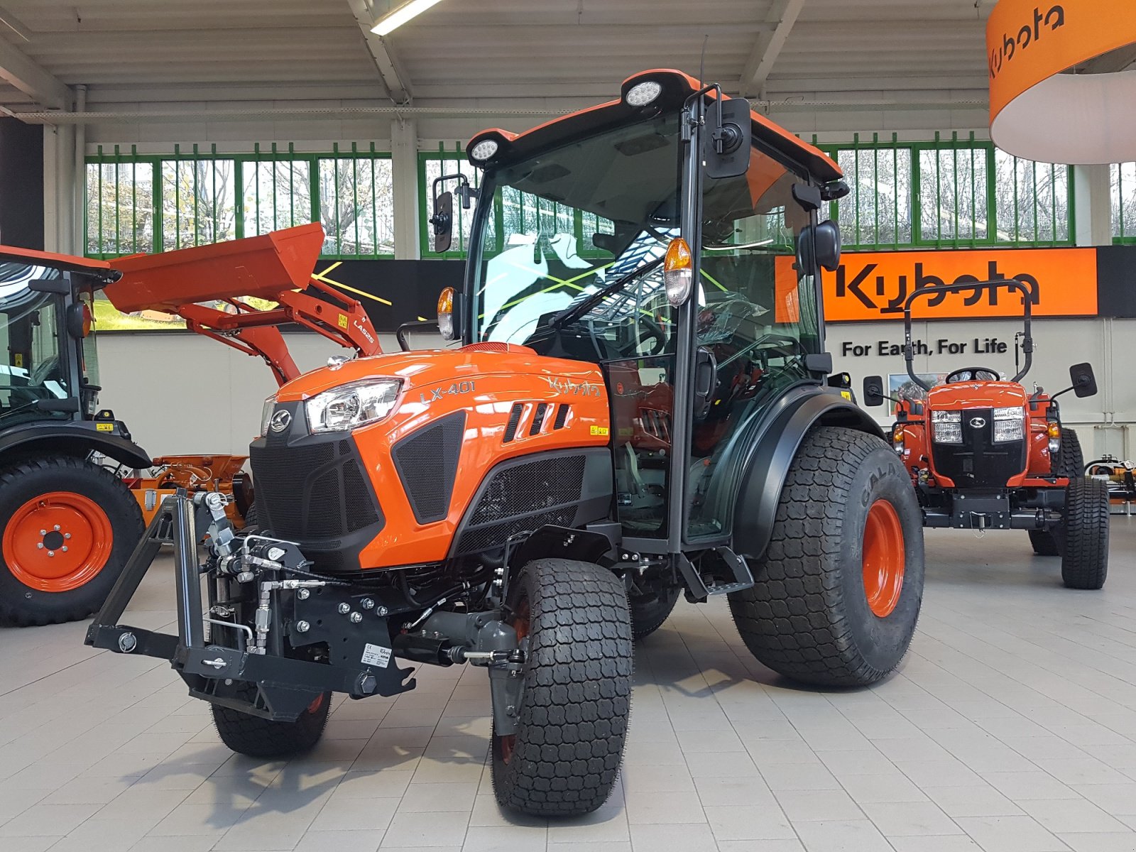 Kommunaltraktor Türe ait Kubota LX401 CAB, Neumaschine içinde Olpe (resim 9)