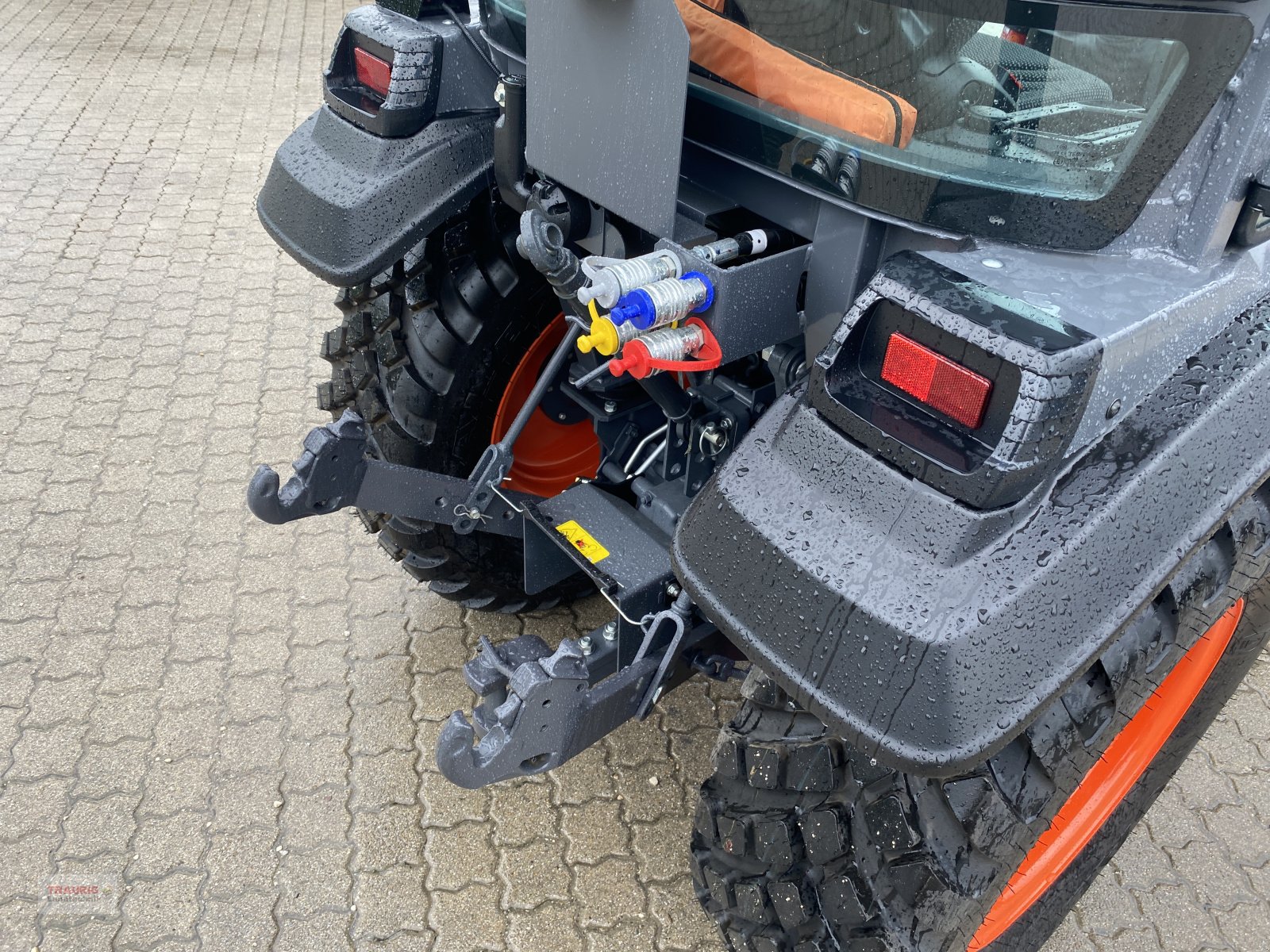 Kommunaltraktor van het type Kubota LX401 CAB, Neumaschine in Mainburg/Wambach (Foto 7)