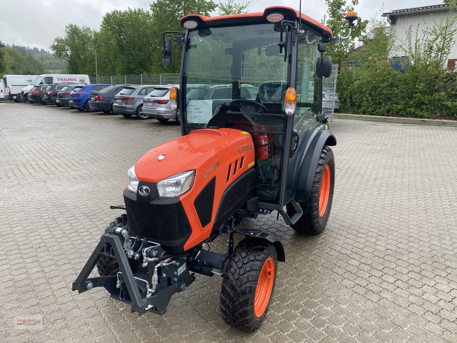 Kommunaltraktor van het type Kubota LX401 CAB, Neumaschine in Mainburg/Wambach (Foto 11)