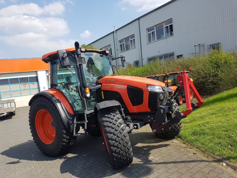 Kommunaltraktor of the type Kubota M5-092 CAB, Neumaschine in Olpe