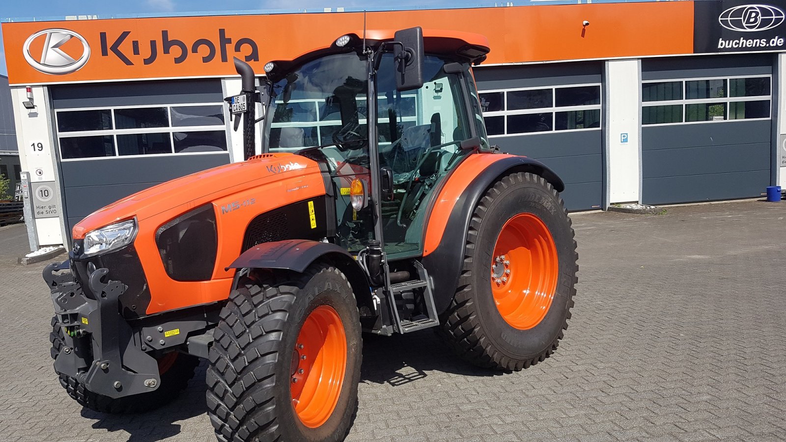 Kommunaltraktor typu Kubota M5-112 CAB ab 0,99%, Neumaschine v Olpe (Obrázek 3)