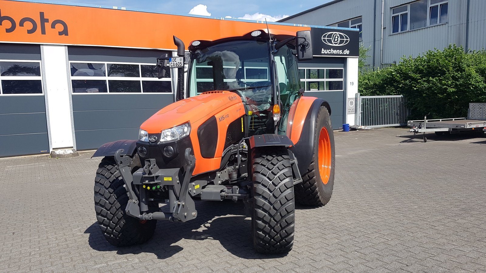 Kommunaltraktor typu Kubota M5-112 CAB ab 0,99%, Neumaschine v Olpe (Obrázek 4)