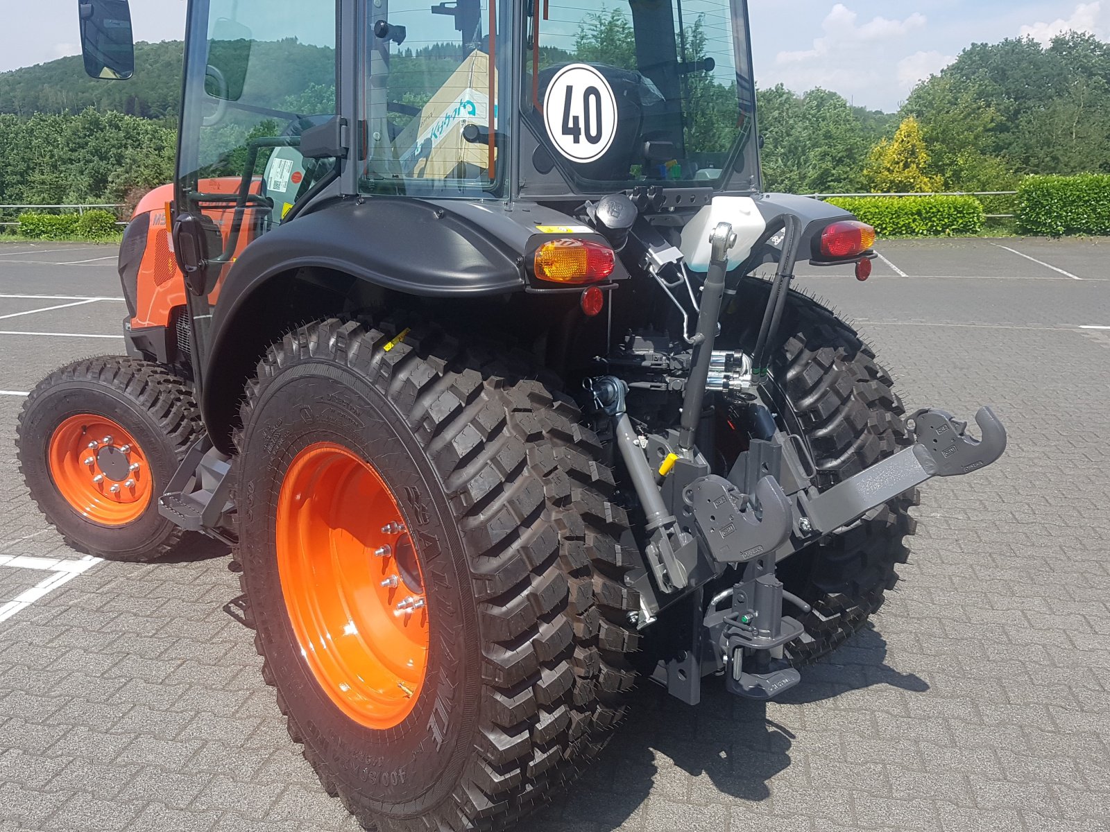 Kommunaltraktor Türe ait Kubota M5072 Narrow CAB, Neumaschine içinde Olpe (resim 10)