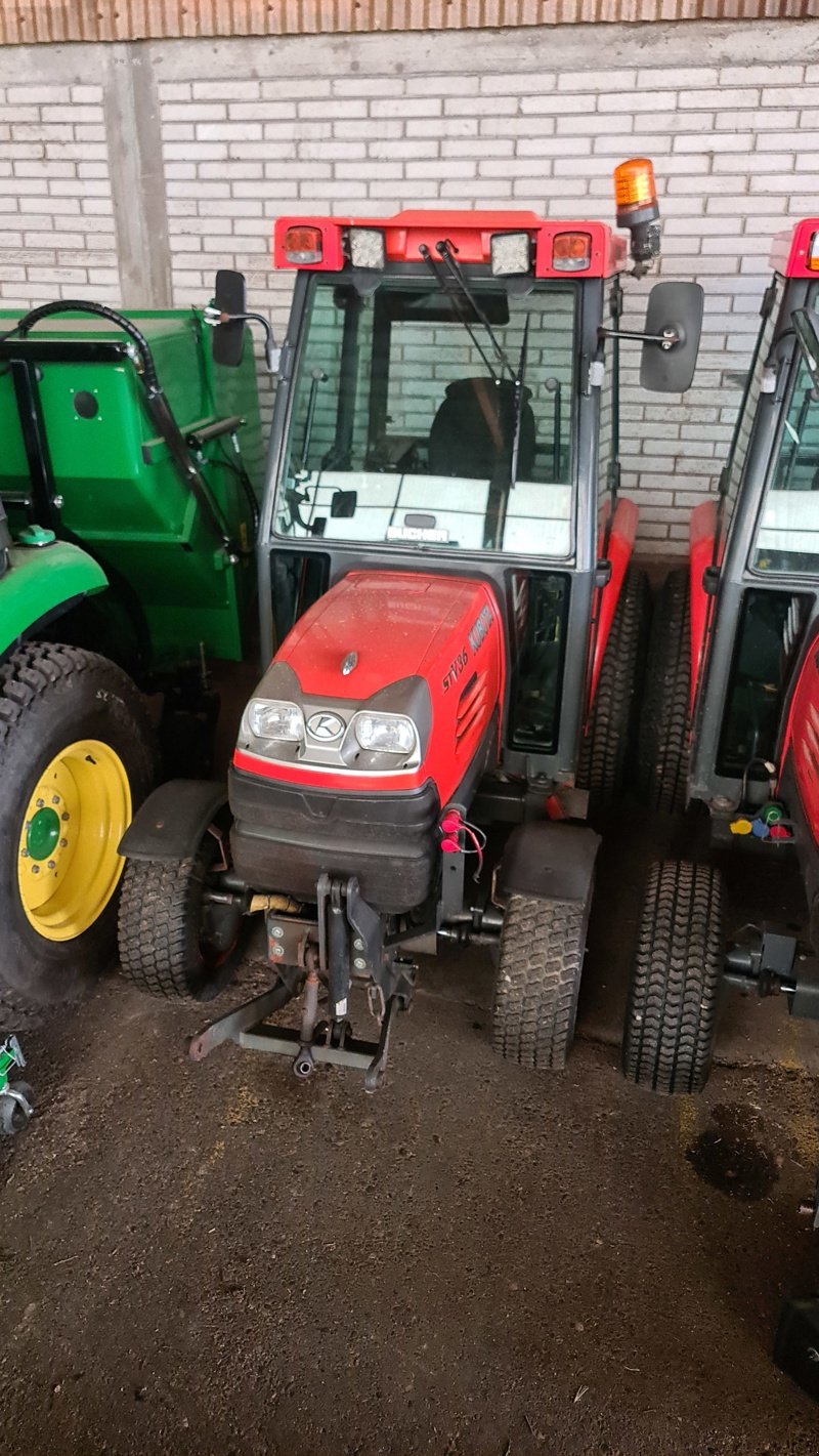 Kommunaltraktor typu Kubota STV 36, Gebrauchtmaschine v Altendorf (Obrázok 1)