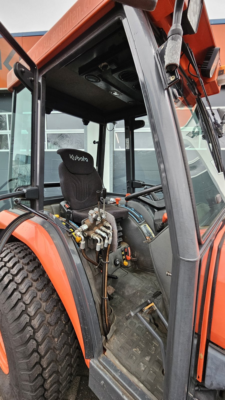 Kommunaltraktor от тип Kubota STV32, Gebrauchtmaschine в Olpe (Снимка 20)