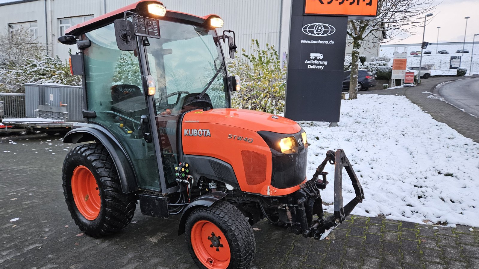 Kommunaltraktor a típus Kubota STW 40, Gebrauchtmaschine ekkor: Olpe (Kép 3)