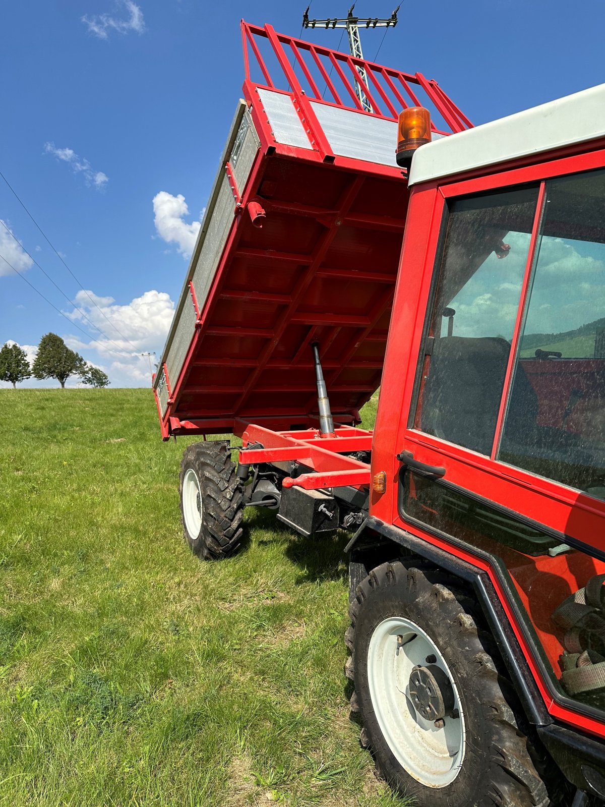 Kommunaltraktor van het type Lindner Unitrac 75 TURBO, Gebrauchtmaschine in Sehmatal-Neudorf (Foto 7)