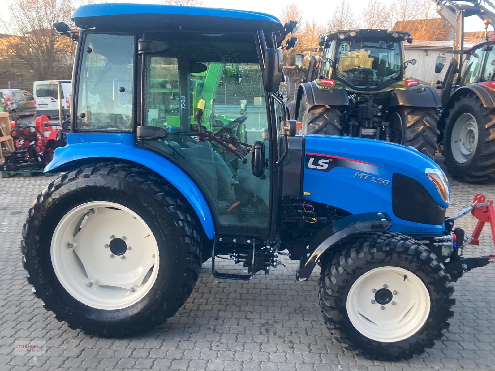 Kommunaltraktor от тип LS Tractor MT3.50, Gebrauchtmaschine в Mainburg/Wambach (Снимка 14)