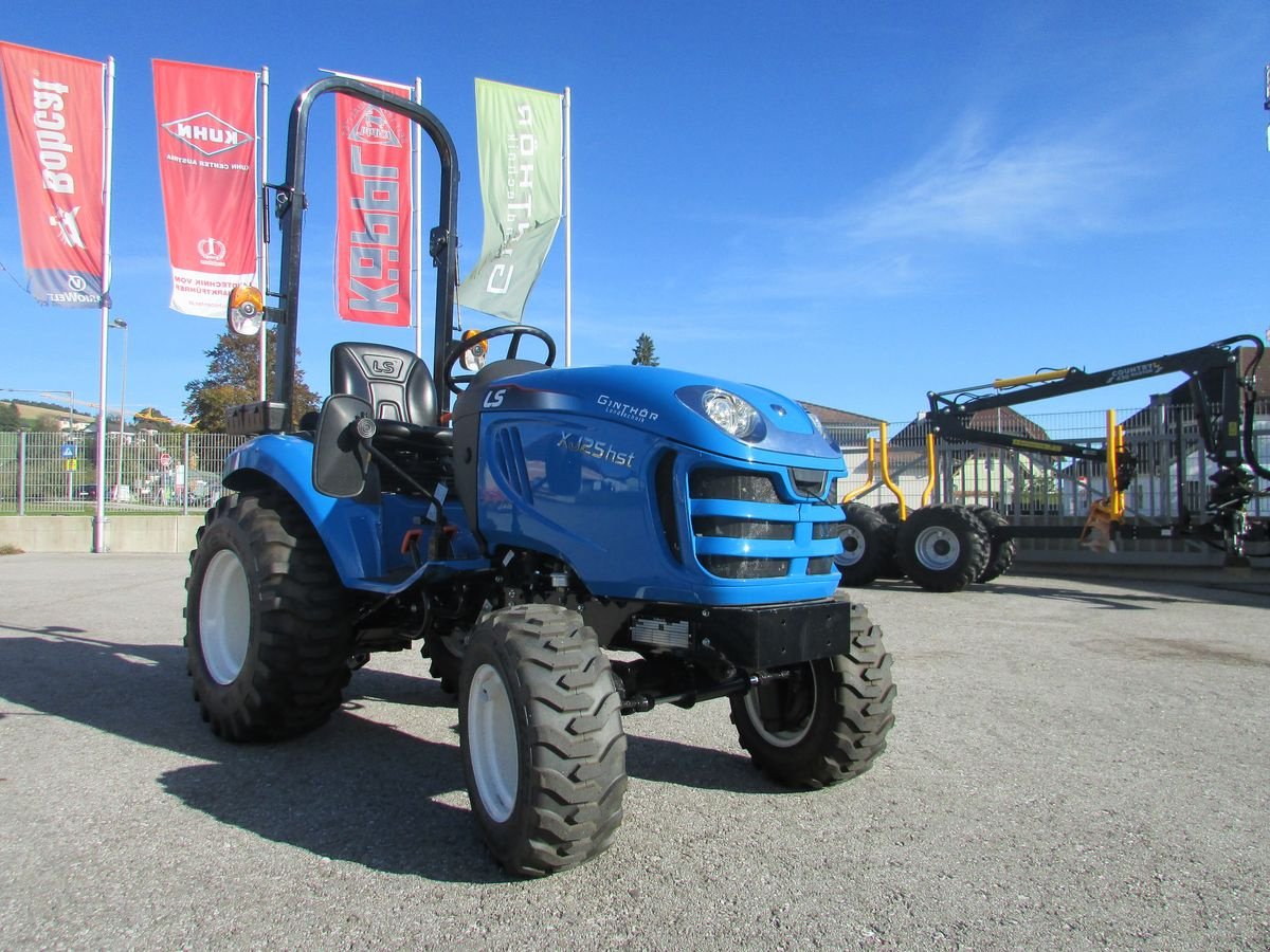 Kommunaltraktor des Typs LS Tractor XJ 25 HST, Gebrauchtmaschine in Saxen (Bild 3)