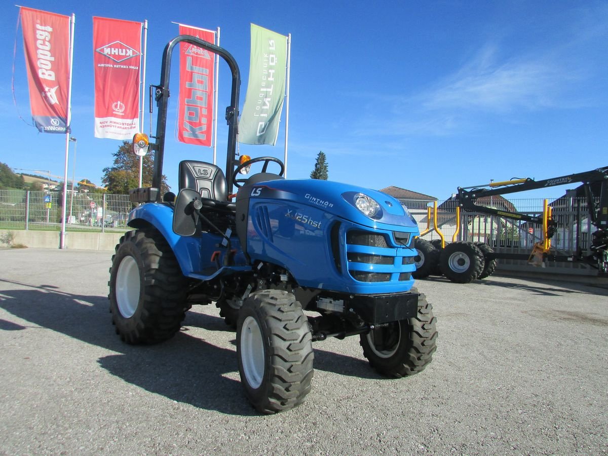 Kommunaltraktor typu LS Tractor XJ 25 HST, Gebrauchtmaschine v Saxen (Obrázek 2)