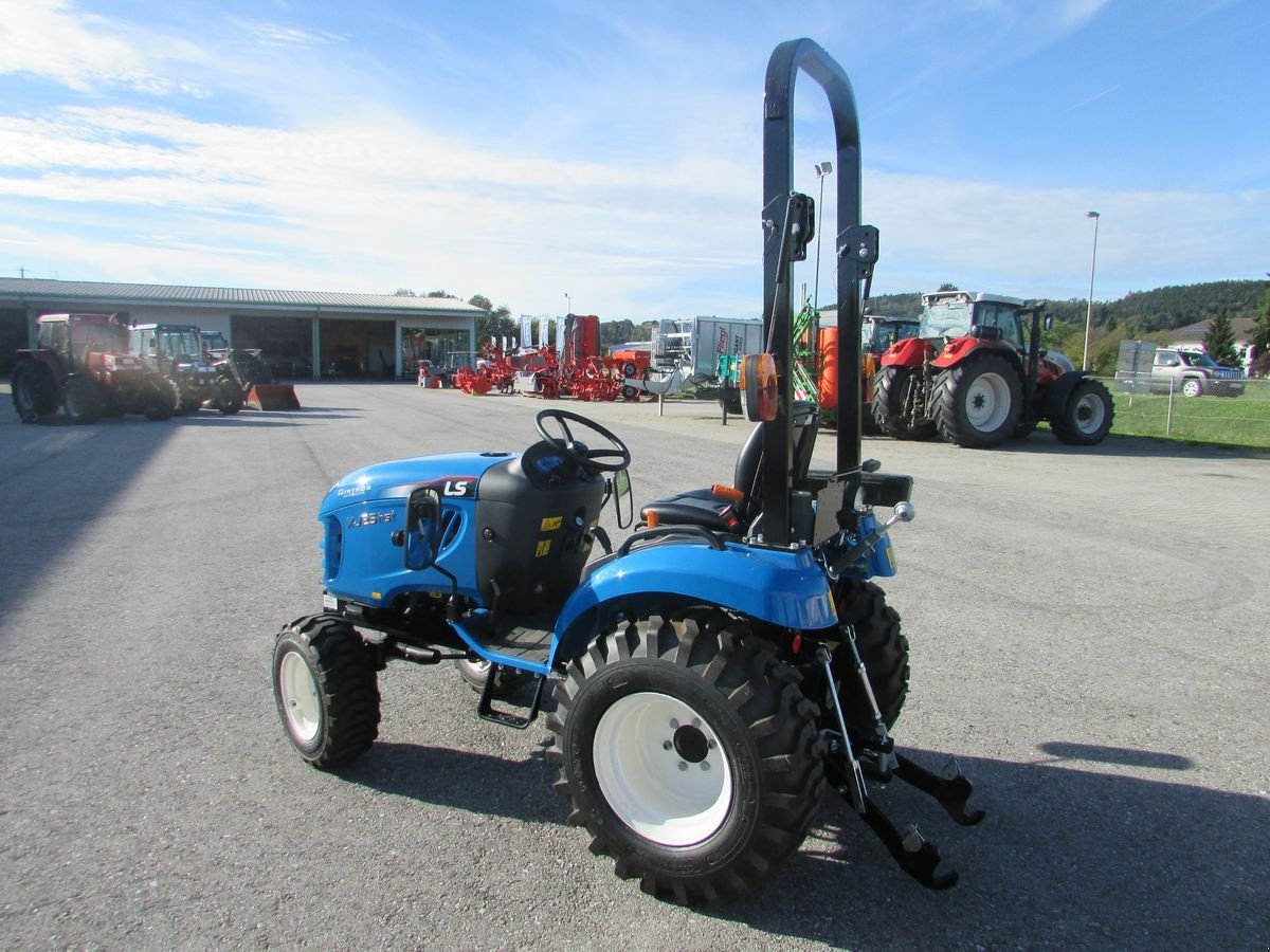 Kommunaltraktor typu LS Tractor XJ 25 HST, Gebrauchtmaschine v Saxen (Obrázek 11)