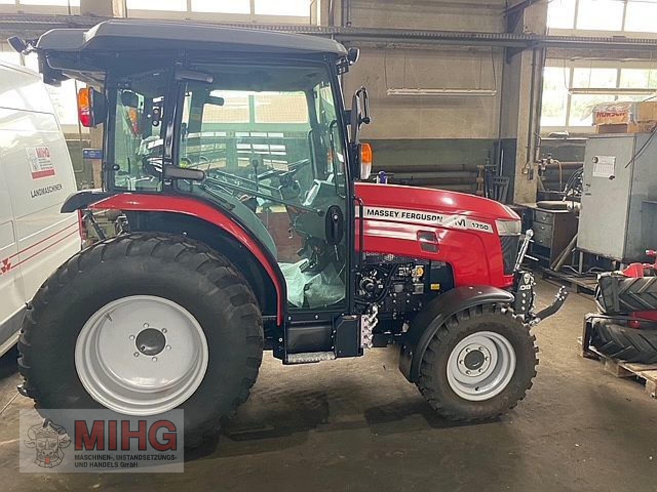 Kommunaltraktor типа Massey Ferguson 1750, Gebrauchtmaschine в Dummerstorf OT Petschow (Фотография 1)