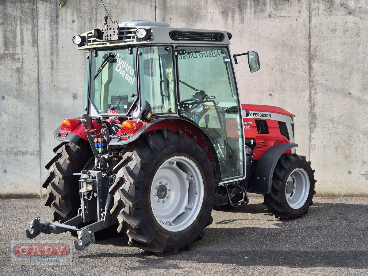 Kommunaltraktor van het type Massey Ferguson MF 3SP.75, Neumaschine in Lebring (Foto 2)