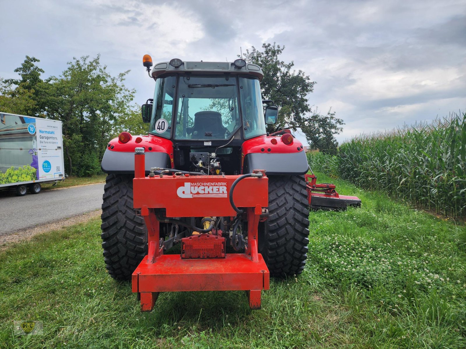 Kommunaltraktor typu Massey Ferguson MF 5455 Frontlader Dücker UNA 500, Gebrauchtmaschine v Willanzheim (Obrázek 5)