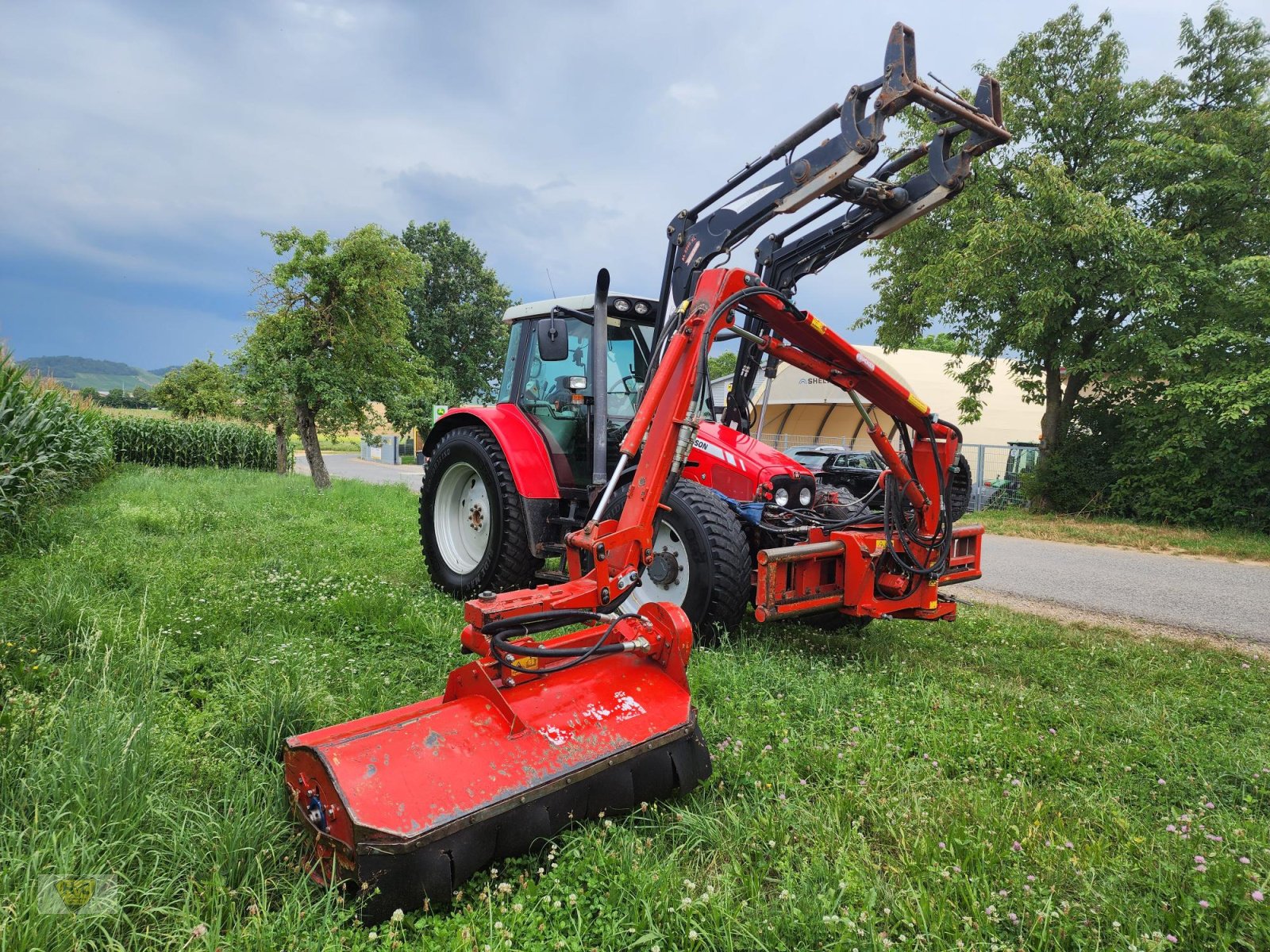 Kommunaltraktor типа Massey Ferguson MF 5455 Frontlader Dücker UNA 500, Gebrauchtmaschine в Willanzheim (Фотография 8)