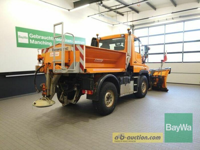 Kommunaltraktor des Typs Mercedes-Benz UNIMOG U218, Gebrauchtmaschine in Manching (Bild 26)