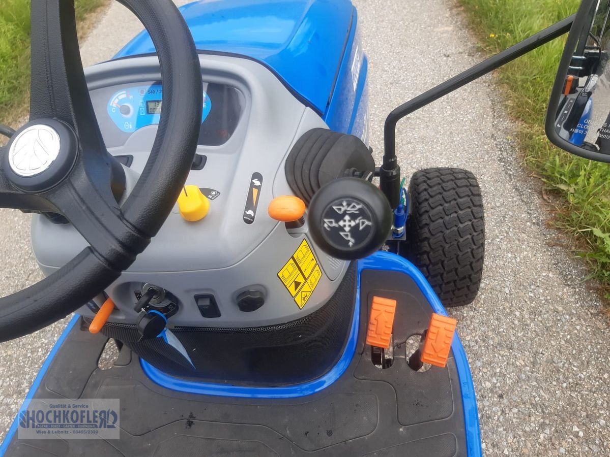 Kommunaltraktor tip New Holland Boomer 25 C, Neumaschine in Wies (Poză 5)