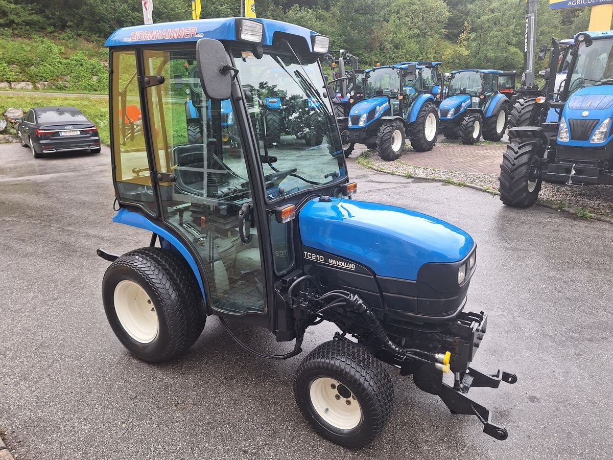 Kommunaltraktor of the type New Holland TC 21D Hydro, Gebrauchtmaschine in Burgkirchen (Picture 4)