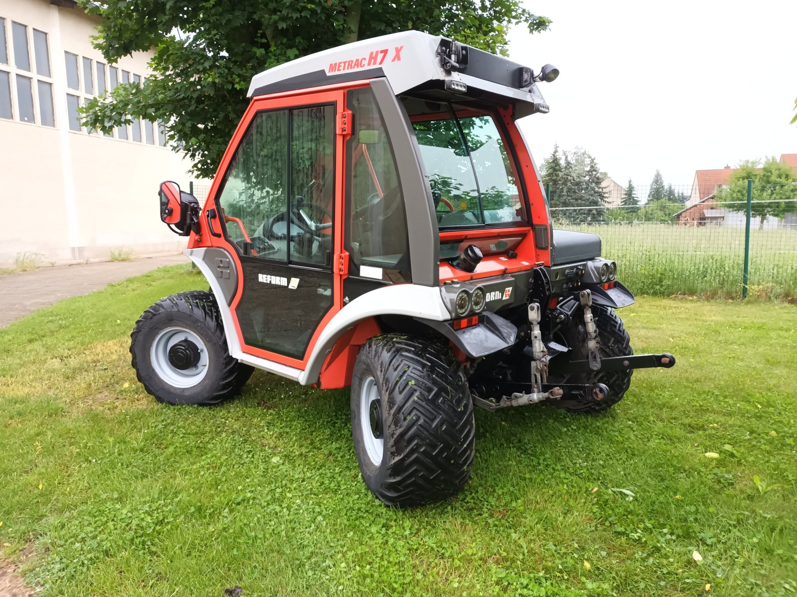 Kommunaltraktor des Typs Reform Metrac H7 X, Gebrauchtmaschine in Kretzschau  (Bild 2)