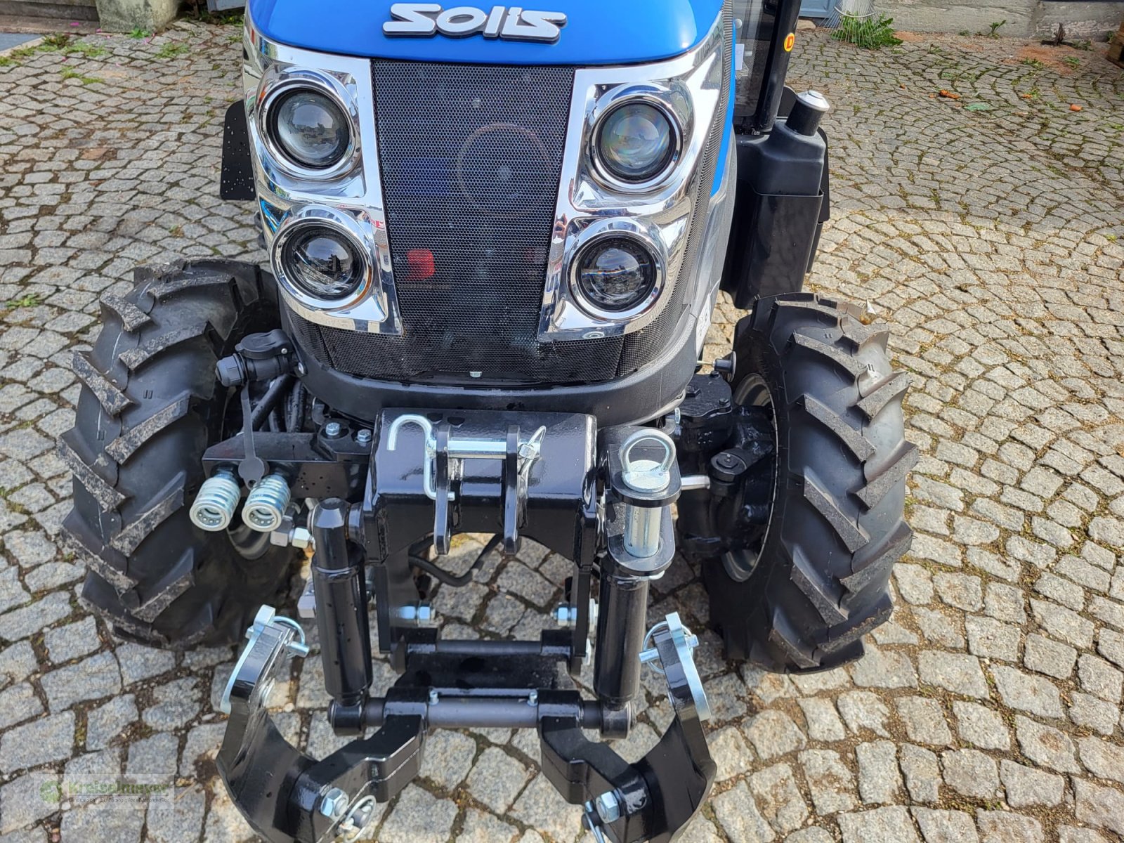 Kommunaltraktor типа Solis 26 HST + Kabine + Jansen JK-130 Kehrmaschine + StVZO NEU, Neumaschine в Feuchtwangen (Фотография 4)