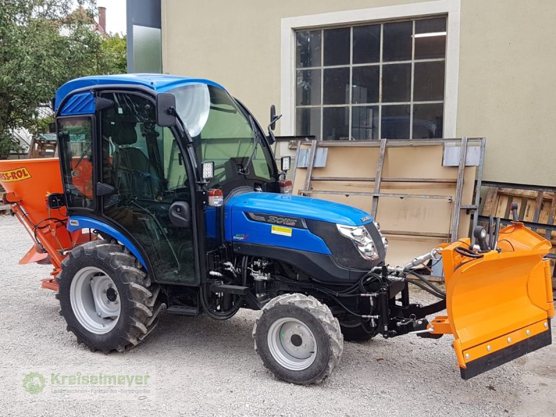 Kommunaltraktor des Typs Solis 26 HST + Kabine + V-Pflug Schneeschild + Salzstreuer + Zulassungspapiere AKTION Winterdienst, Neumaschine in Feuchtwangen (Bild 1)