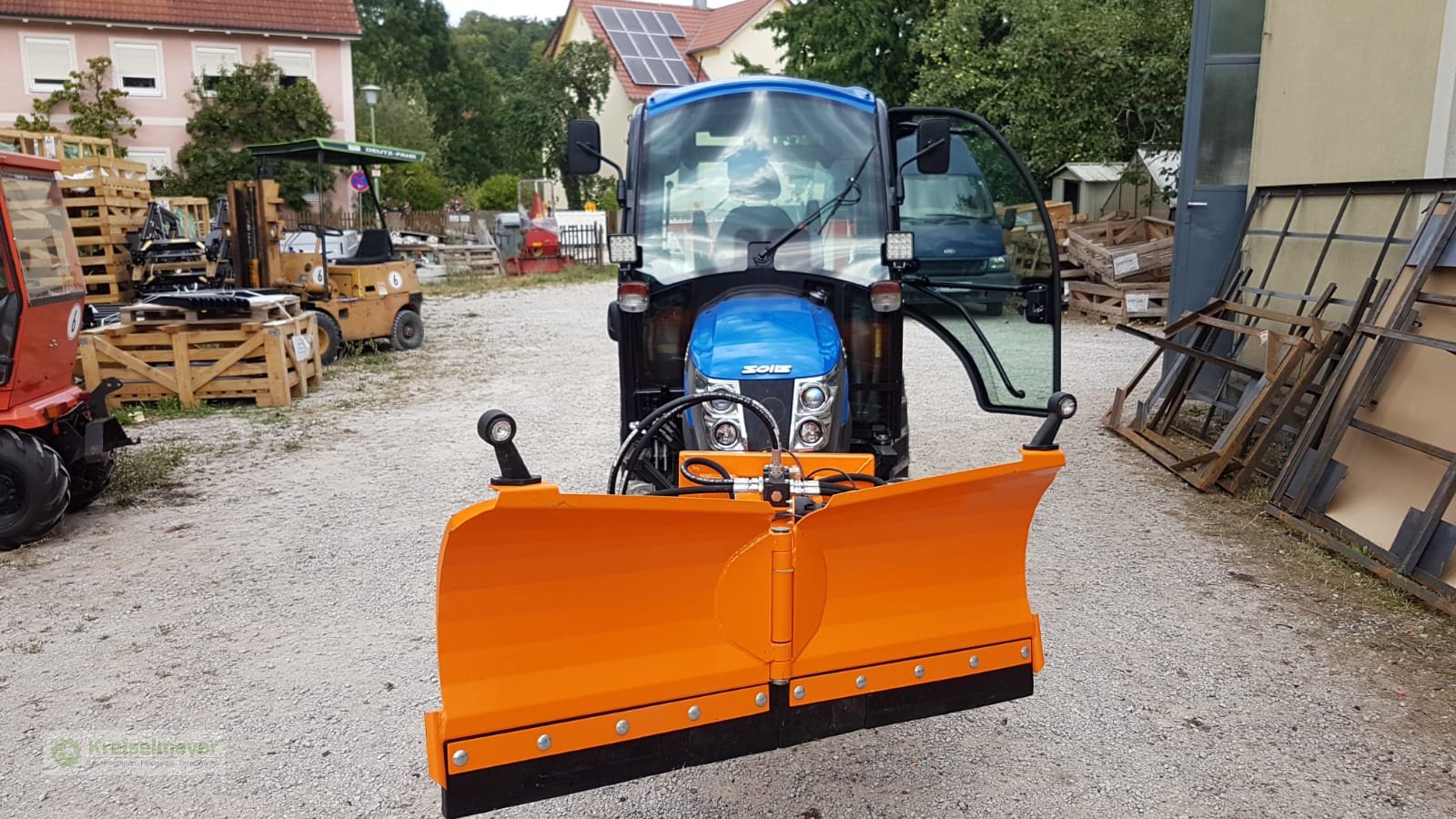 Kommunaltraktor typu Solis 26 HST + Kabine + V-Pflug Schneeschild + Salzstreuer + Zulassungspapiere AKTION Winterdienst, Neumaschine v Feuchtwangen (Obrázok 9)