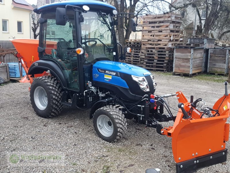 Kommunaltraktor des Typs Solis 26 HST Kabine Winterpaket Vario V-Schneepflug Allrad + StVZO-Zulassung NEU, Neumaschine in Feuchtwangen (Bild 1)