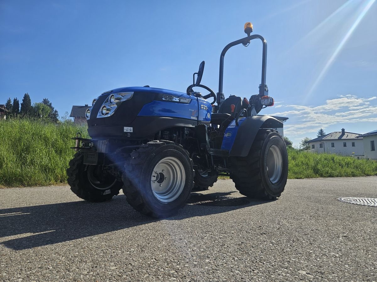 Kommunaltraktor des Typs Solis 26 - Kompakttraktor mit Seitenschaltung, Neumaschine in Gallspach (Bild 2)