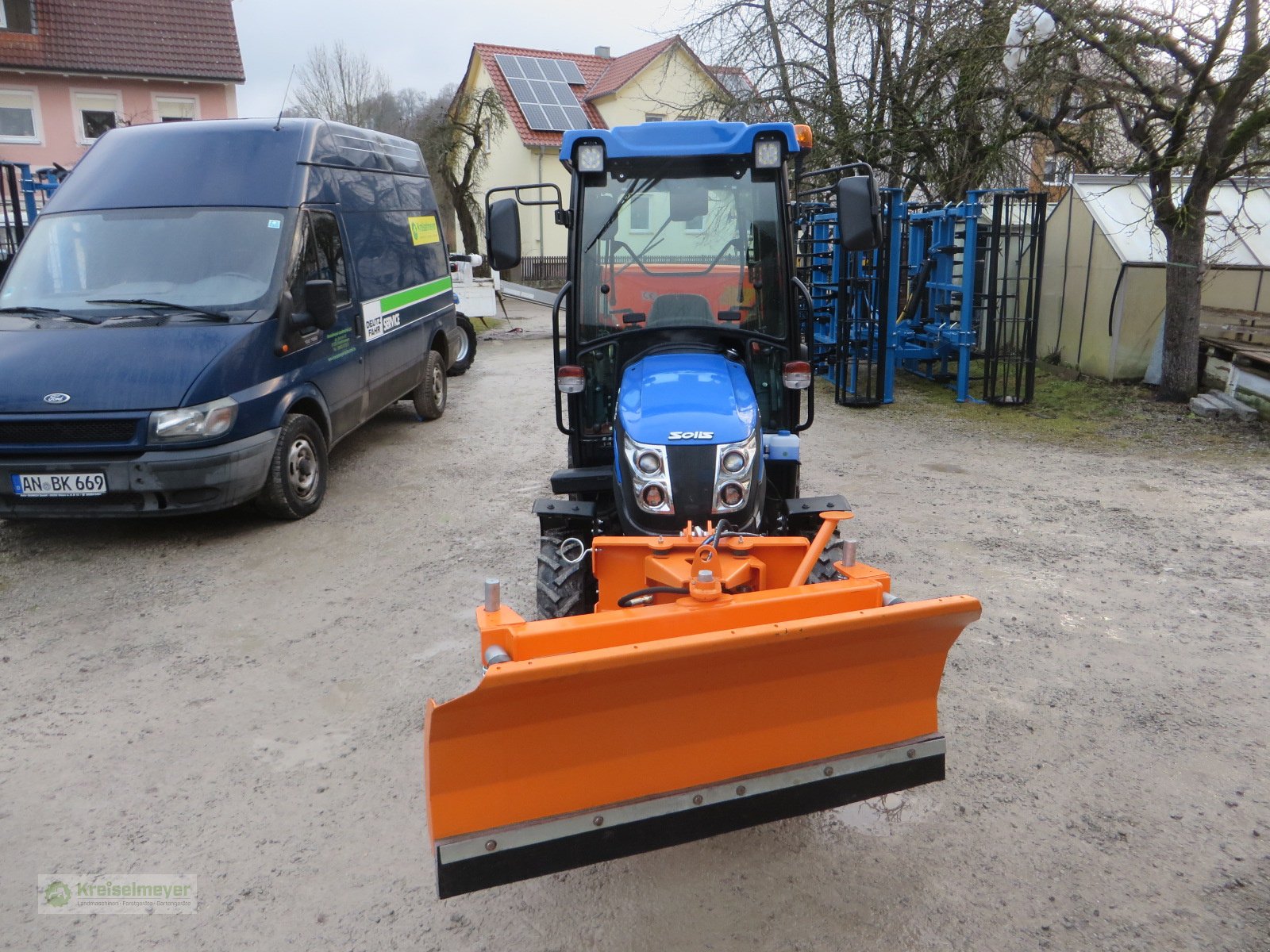 Kommunaltraktor van het type Solis 26 m.Winterpaket (Schneeschild + Streuer) SOFORT VERFÜGBAR, Neumaschine in Feuchtwangen (Foto 3)