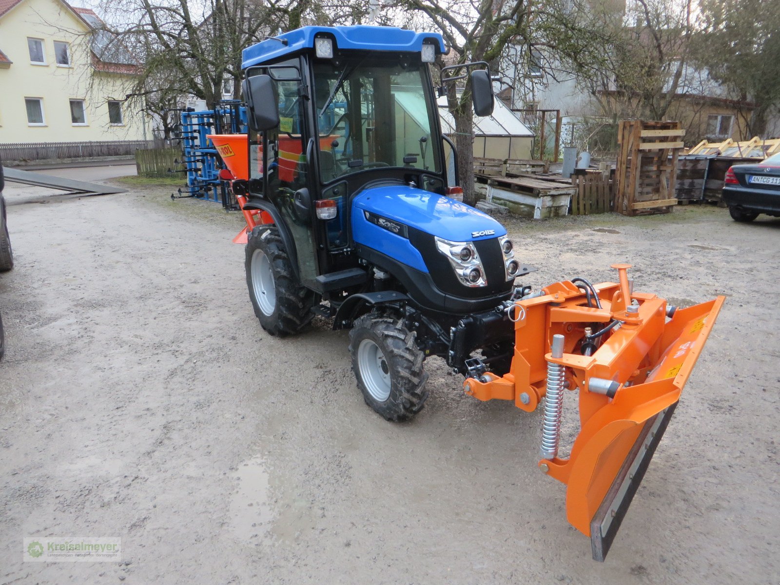 Kommunaltraktor del tipo Solis 26 m.Winterpaket (Schneeschild + Streuer) SOFORT VERFÜGBAR, Neumaschine en Feuchtwangen (Imagen 4)